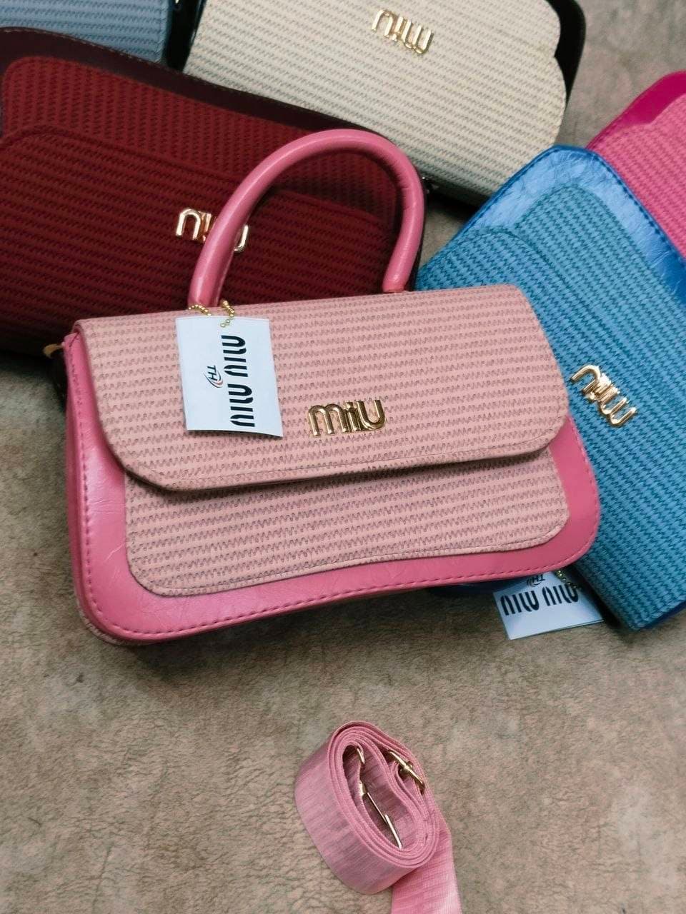 ( كروس  miu ) المقاس 22*14 — صورة 6