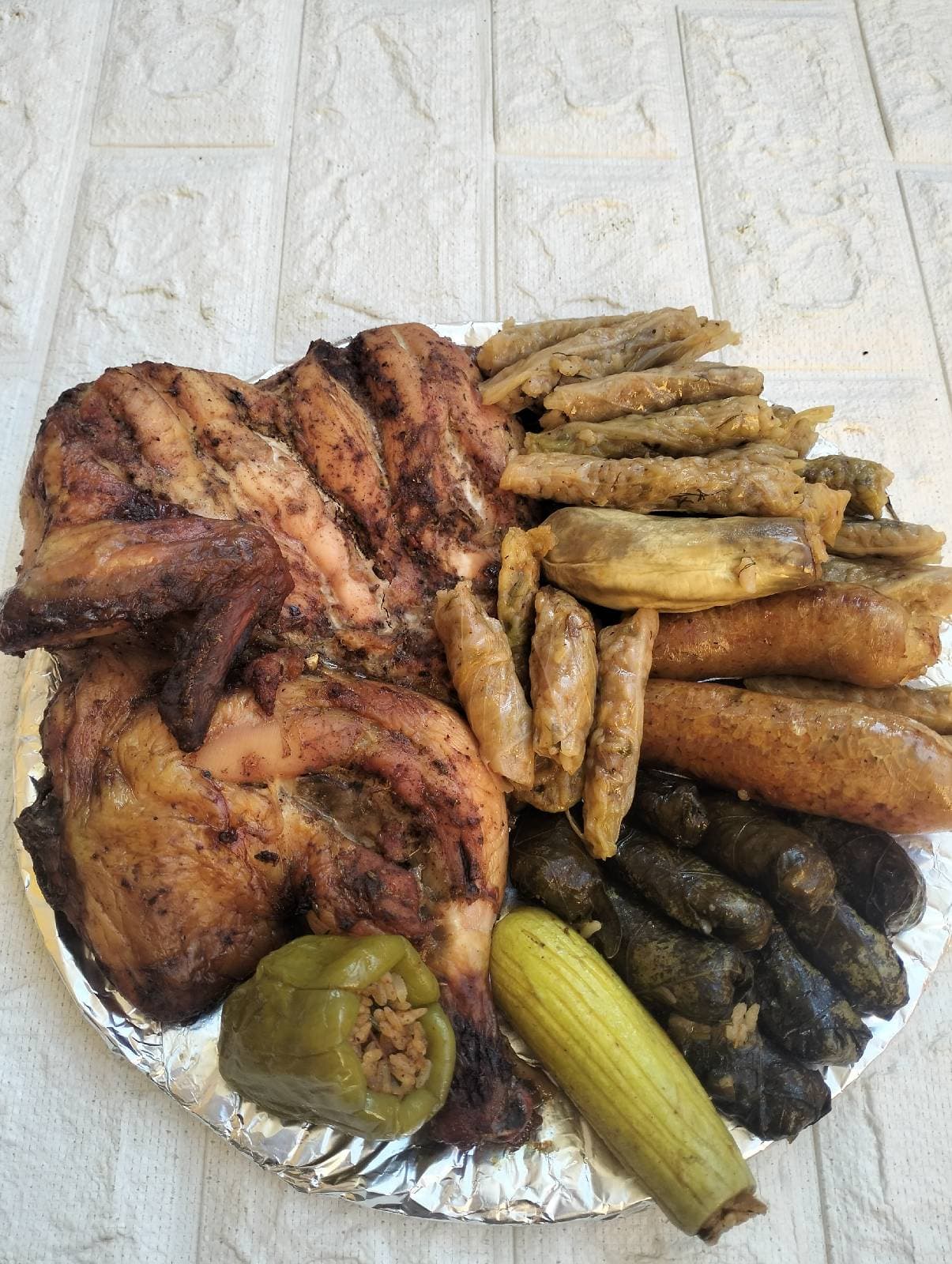 صنيه ميكس محشي مع نص فرخه مشويه