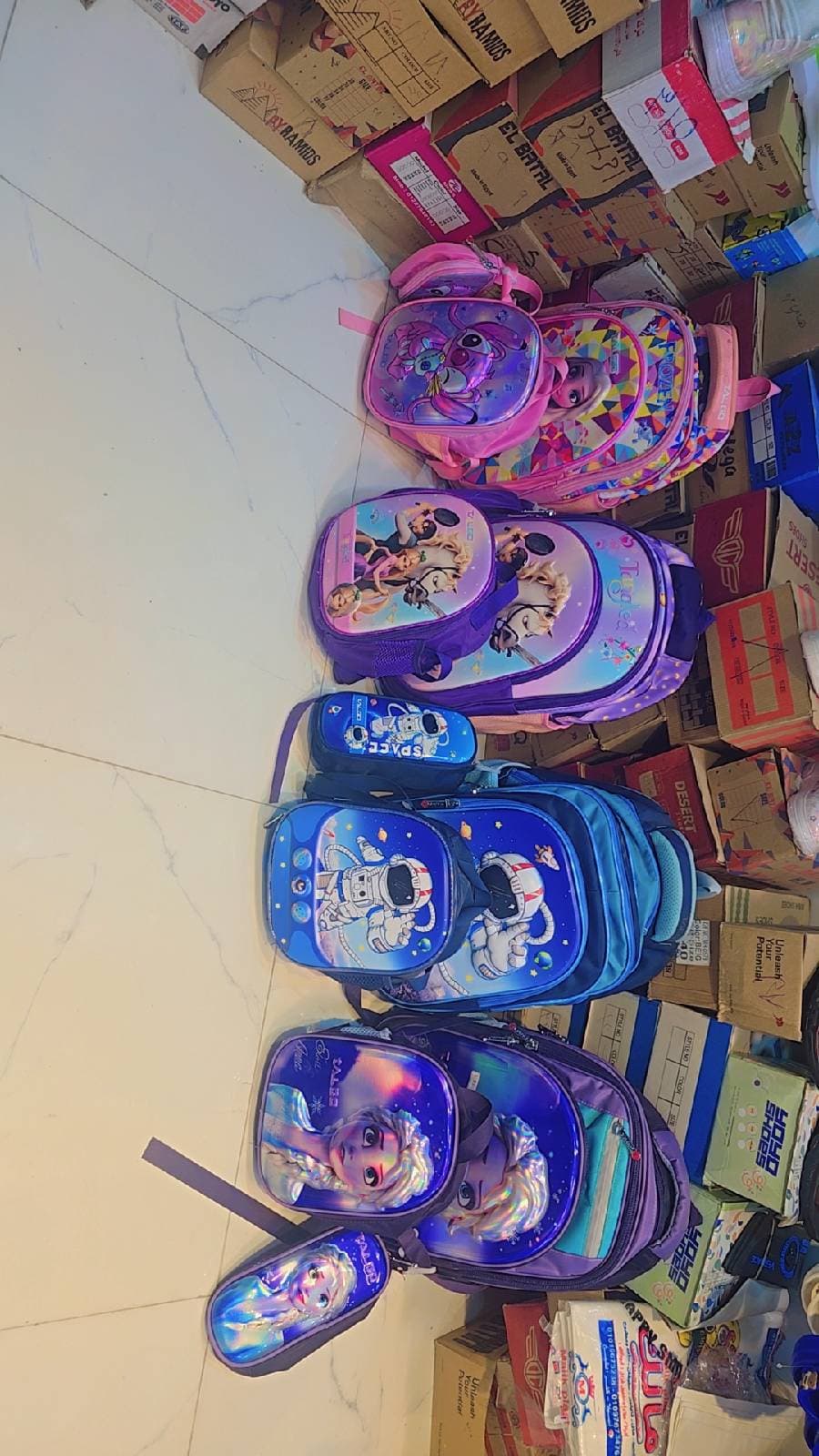 شنط مدرسية ٣قطع
